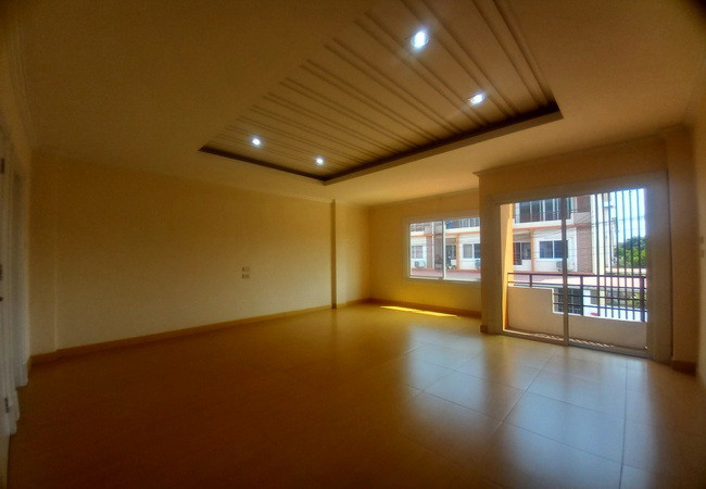 ขายทาวน์เฮ้าส์-หมู่บ้านรัชธานี-10-ซอยคู้บอน-27-ถนนรามอินทรา-บางเขน-กรุงเทพมหานคร