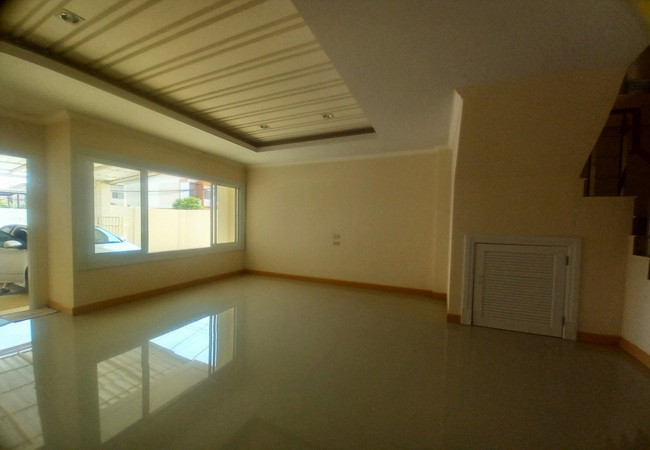 ขายทาวน์เฮ้าส์-หมู่บ้านรัชธานี-10-ซอยคู้บอน-27-ถนนรามอินทรา-บางเขน-กรุงเทพมหานคร