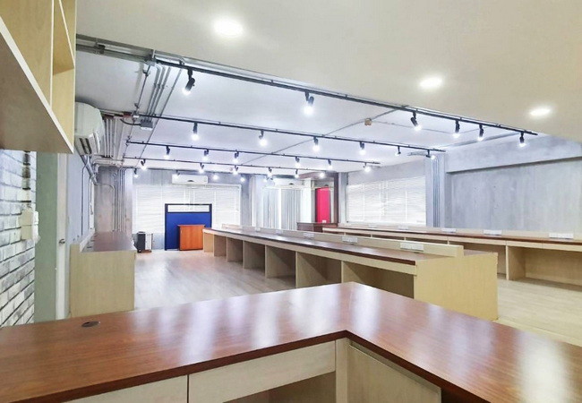 ขายอาคารสำนักงาน-ออฟฟิศ-วิชั่น-บิสิเนส-พาร์ค-ถนนรามอินทรา-บางเขน-กรุงเทพมหานคร