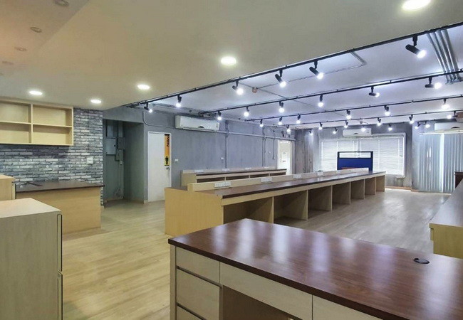 ขายอาคารสำนักงาน-ออฟฟิศ-วิชั่น-บิสิเนส-พาร์ค-ถนนรามอินทรา-บางเขน-กรุงเทพมหานคร