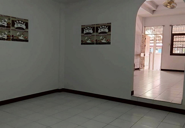 ขายทาวน์เฮ้าส์-หมู่บ้านศิรินเทพ-9-ซอยราษฎร์พัฒนา-14-เขตสะพานสูง-กรุงเทพมหานคร