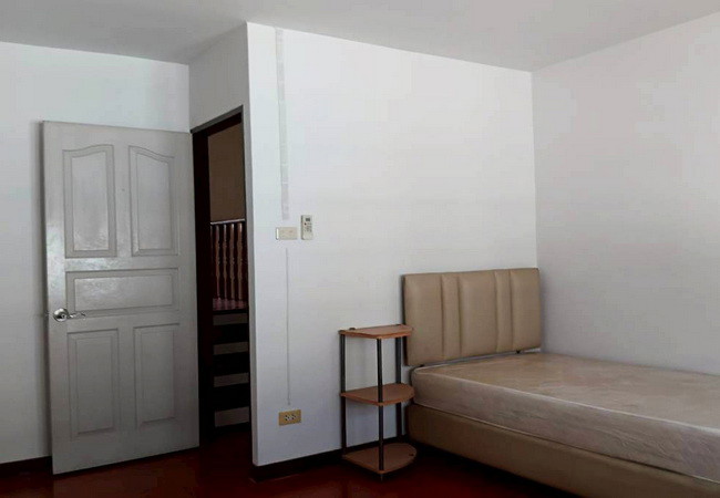 ขายทาวน์เฮ้าส์-หมู่บ้านศิรินเทพ-9-ซอยราษฎร์พัฒนา-14-เขตสะพานสูง-กรุงเทพมหานคร