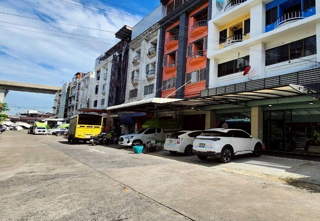 ขายอาคารพาณิชย์-ใกล้ไปรษณีย์บางซื่อ-ถนนกรุงเทพ-นนทบุรี-เขตบางซื่อ-กรุงเทพมหานคร