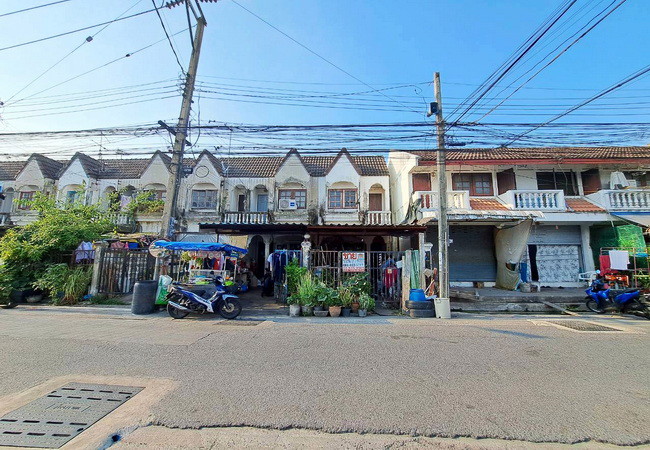 ขายทาวน์เฮ้าส์-หมู่บ้านไทรงาม-ซอยเทศบาลบางปู-57-อำเภอเมือง-สมุทรปราการ