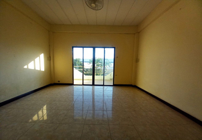 ขายอาคารพาณิชย์-หมู่บ้านรุ่งกิจวิลล่า-9-ซอยร่มเกล้า-58-เขตลาดกระบัง-กรุงเทพมหานคร