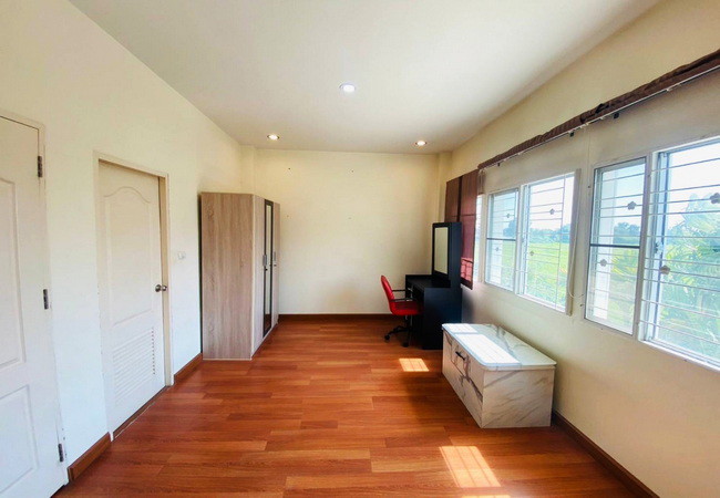 ขายบ้านแฝด-หมู่บ้านบุรีรมย์-รามอินทรา-ซาฟารี-ถนนรามอินทรา-คลองสามวา-กรุงเทพมหานคร