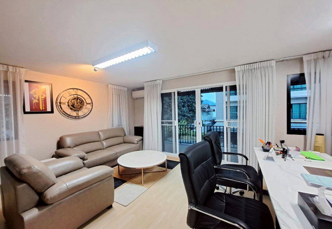 ขายทาวน์เฮ้าส์-หมู่บ้านเดอะ-คอนเนค-อัพ-3-ซอยเฉลิมพระเกียรติ-67-ประเวศ-กรุงเทพมหานคร