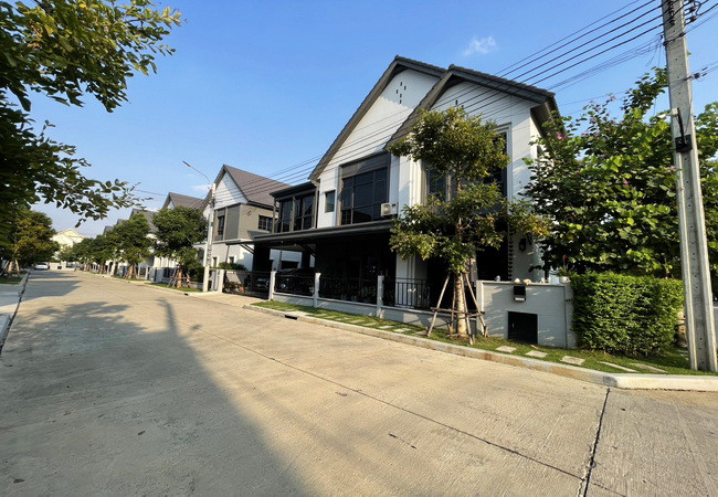 ขายบ้านเดี่ยว-หมู่บ้านเซนโทร-พระราม-5-นครอินทร์-ซอยบางคูเวียง-3-อำเภอบางกรวย-นนทบุรี