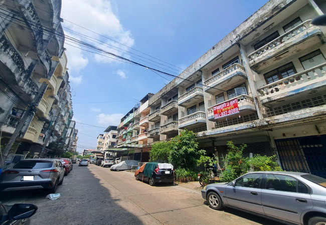 ขายอาคารพาณิชย์-หมู่บ้านอมรชัย-3-ซอยบรมราชชนนี-72-เขตทวีวัฒนา-กรุงเทพมหานคร