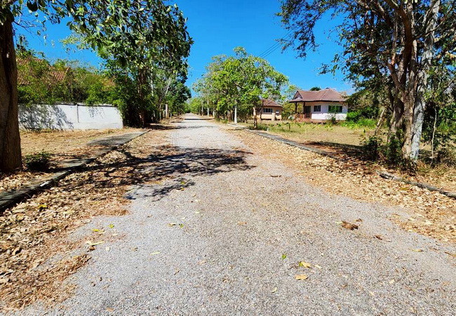 ขายที่ดิน-ในโครงการเจ้าสำราญเลคแอนด์ฮิลล์-ถนนเพชรเกษม-อำเภอเมือง-เพชรบุรี