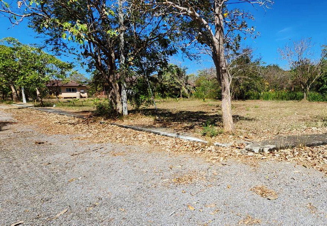 ขายที่ดิน-ในโครงการเจ้าสำราญเลคแอนด์ฮิลล์-ถนนเพชรเกษม-อำเภอเมือง-เพชรบุรี