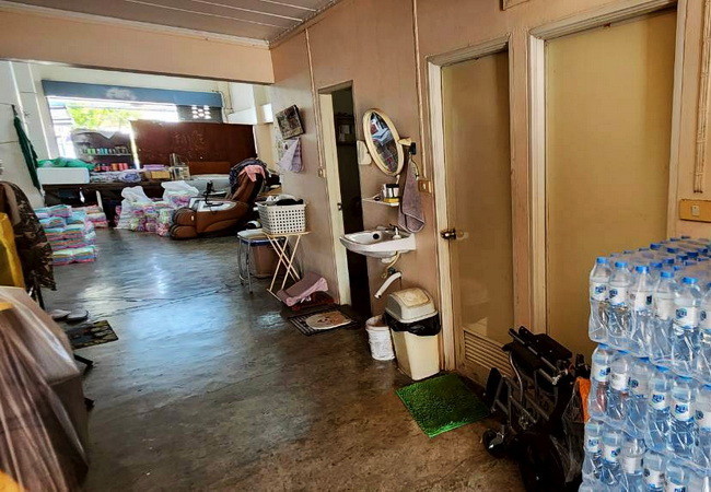 ขายตึกสำนักงาน-ติดถนนสวนผัก-แขวงตลิ่งชัน-เขตตลิ่งชัน-กรุงเทพมหานคร