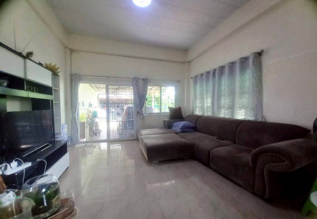 ขายทาวน์เฮ้าส์-หมู่บ้านรินทิชา-ซอยร่มเกล้า-6-ถนนรามคำแหง-เขตมีนบุรี-กรุงเทพมหานคร