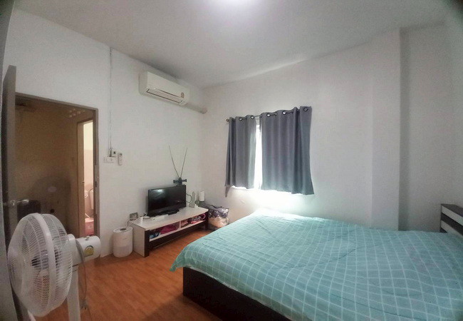 ขายทาวน์เฮ้าส์-หมู่บ้านรินทิชา-ซอยร่มเกล้า-6-ถนนรามคำแหง-เขตมีนบุรี-กรุงเทพมหานคร