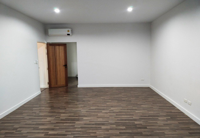 ให้เช่าทาวน์เฮ้าส์-หมู่บ้านซิกเนเจอร์-รามอินทรา-109-ถนนรามอินทรา-คลองสามวา-กรุงเทพมหานคร