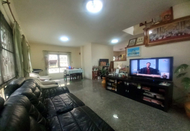 ขายบ้านเดี่ยว-หมู่บ้านวราภิรมย์-วัชรพล-ถนนสุขาภิบาล-5-เนื้อที่-528-ตรว-2-ชั้น-3-นอน-3-น้ำ