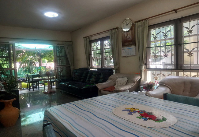 ขายบ้านเดี่ยว-หมู่บ้านวราภิรมย์-วัชรพล-ถนนสุขาภิบาล-5-เนื้อที่-528-ตรว-2-ชั้น-3-นอน-3-น้ำ