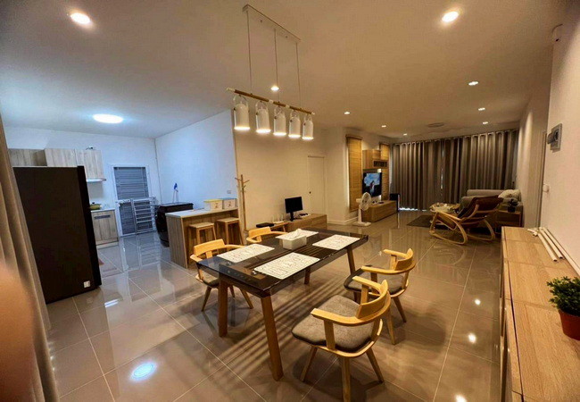 ขายบ้านเดี่ยว-หมู่บ้านเดอะการ์เด้น-วิลล่า-6-ถนนสุรนารายณ์-เนื้อที่-58-ตรว-3-นอน-2-น้ำ