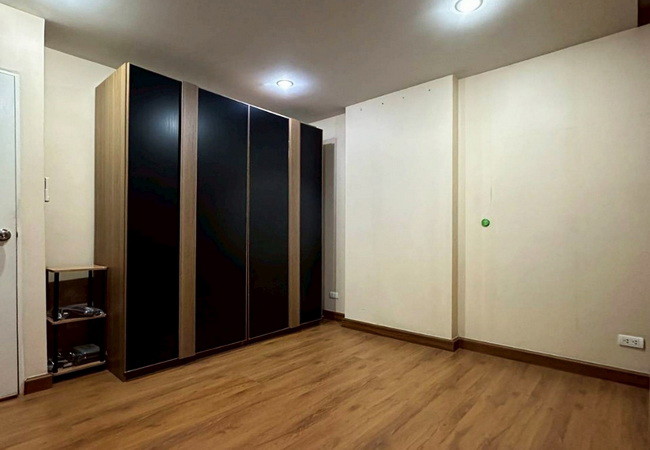 ขายคอนโด-ซีณิธ-เพลส-ห้วยขวาง-ซอยประชาราษฎร์บำเพ็ญ-14-เนื้อที่-33-ตรม-1-นอน-1-น้ำ