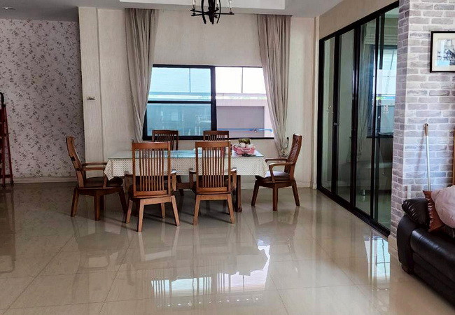 ขายบ้านเดี่ยว-หมู่บ้านลัดดาวิลล์-4-บ้านกล้วย-ไทรน้อย-เนื้อที่-1014-ตรว-2-ชั้น-4-นอน-5-น้ำ