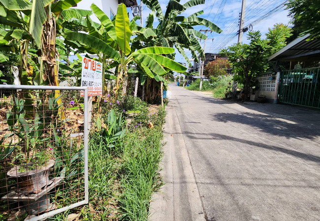 ขายที่ดิน-ซอยเจริญพร-ถนนกําแพงเพชร-6-หลักหก-เมืองปทุมธานี-เนื้อที่-112-ตรว