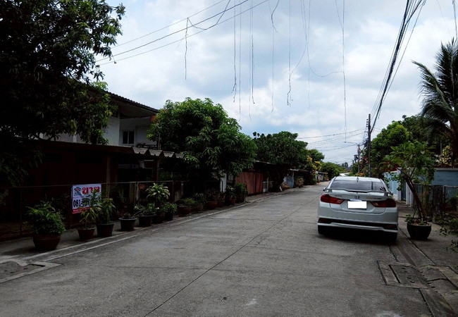 ขายบ้านเดี่ยว-ซอยศรีบูรพา-9-ถนนนวมินทร์-บางกะปิ-กรุงเทพมหานคร-เนื้อที่-50-ตรว-2-ชั้น-2-นอน-1-น้ำ