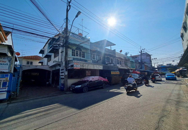 ขายอาคารพาณิชย์-ในโครงการทองวิวัฒน์-วิลล่า-เนื้อที่-18-ตรว-2-ชั้น-3-นอน-2-น้ำ-หลังมุม