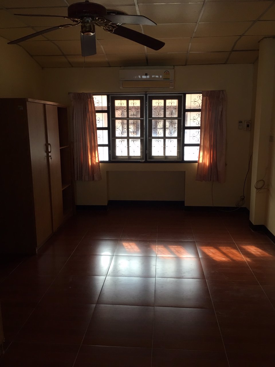 ขายด่วนบ้านเดี่ยว-2-ชั้น-หมู่บ้านพงศผกา-2