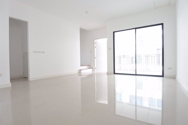 ขายทาวน์เฮ้าส์-แอท-ไนท์-วัชรพล9-เนื้อที่-177-ตรว-3-ชั้น-บ้านใหม่-สไตล์โมเดิร์น-3-นอน-3-น้ำ