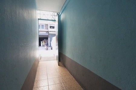 ขายตึกแถว-อาคารพาณิชย์-ซแฉล้มนิมิตร-3-เนื้อที่-18-ตรว-ทำเลดี-ตึกเป็นห้องเช่า-สร้างรายได้ทันที