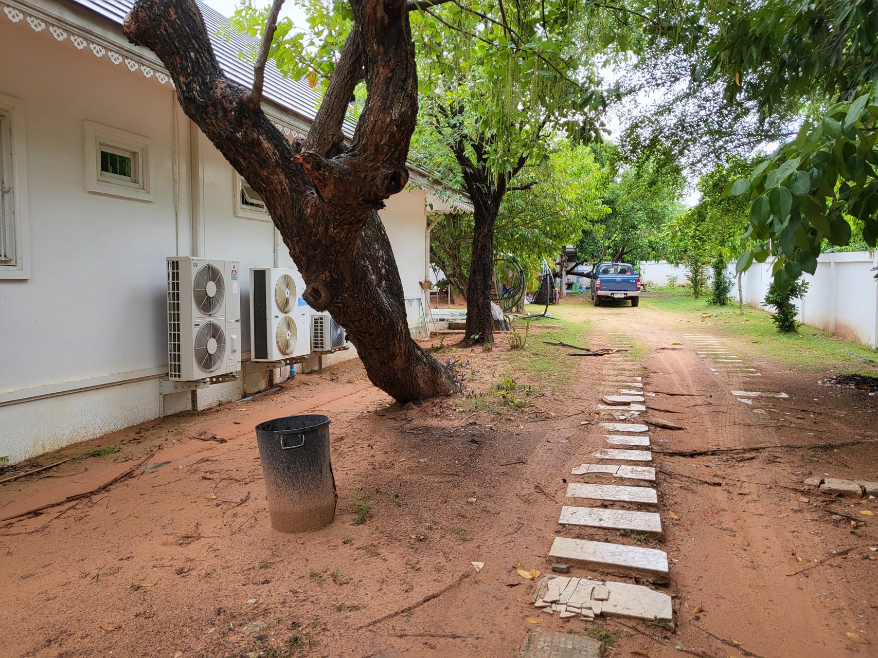 ขายบ้านหรูชั้นเดี่ยวพร้อมสระว่ายน้ำ-บรรยากาศดี-อโกสุมพิสัย-จมหาสารคาม