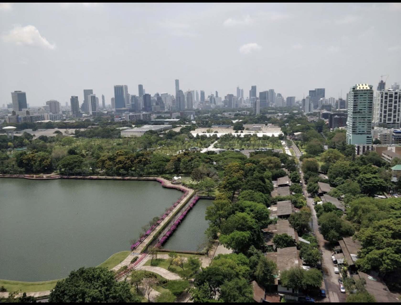 for-rent-4-bedrooms-the-lakes-condo-walking-asoke-bts-and-mrt