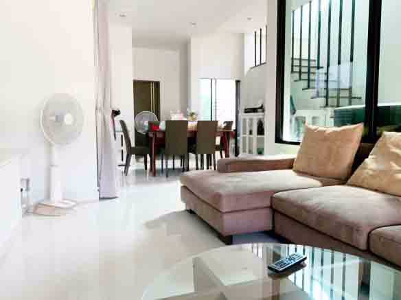 era-ขายด่วน-บ้านเดี่ยว-2-ชั้น-45-ตรว-ซอุดมเกียรติ-แยก-5-ถสุทธิสาร-กรุงเทพฯ