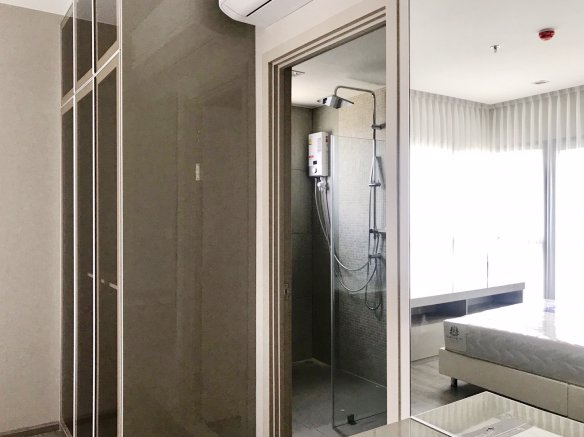 era-op256-ขาย-คอนโด-โพลิแทน-รีฟ-รัตนาธิเบศร์-5204-ตรม-อเมืองนนทบุรี