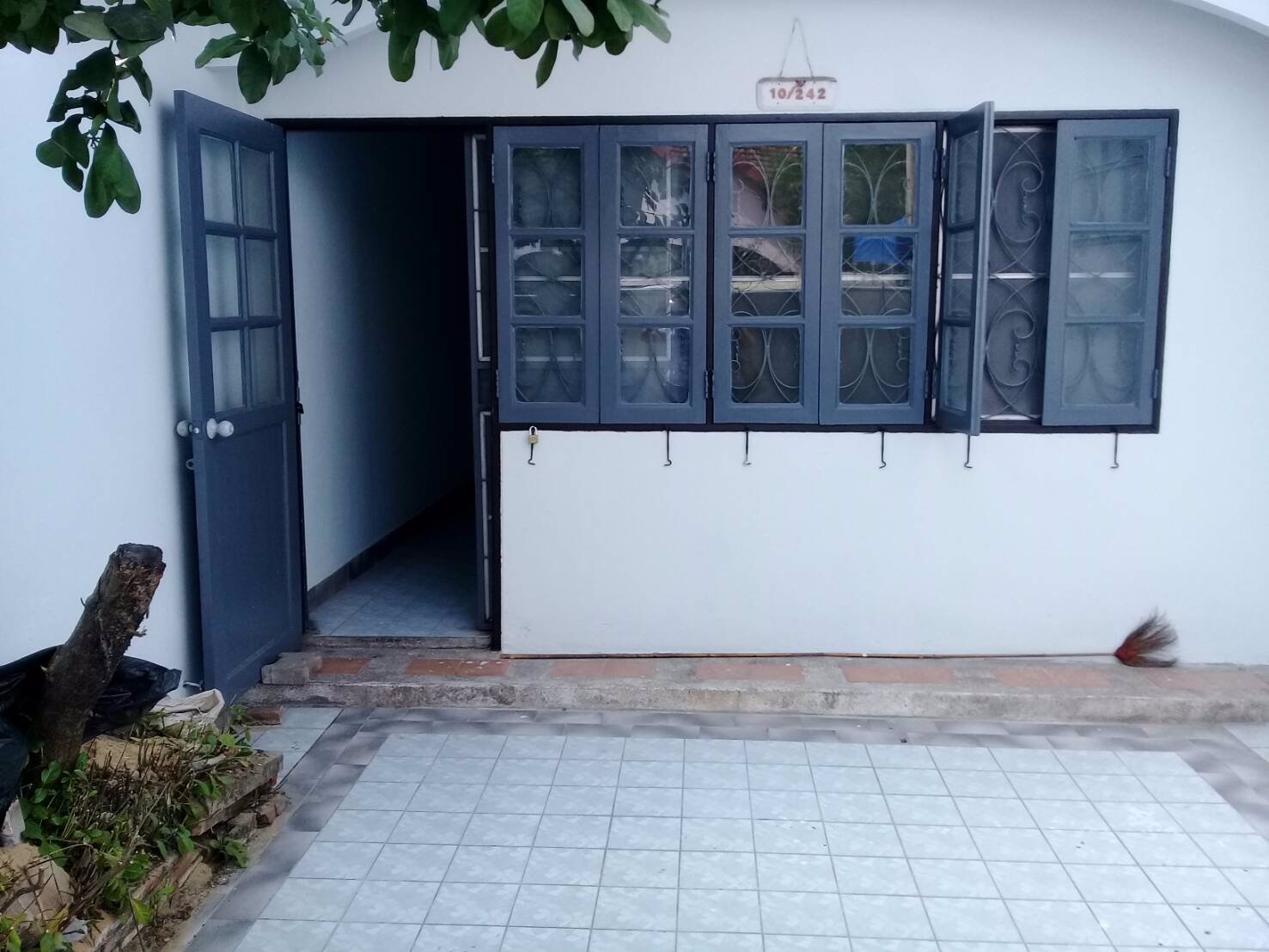 ขายทาวน์เฮาส์-2-ชั้น-เจ้าของบ้านเป็นผู้ขายเองราคา-1900000-บาท-โทรติดต่อที่เบอร์-064-1475295