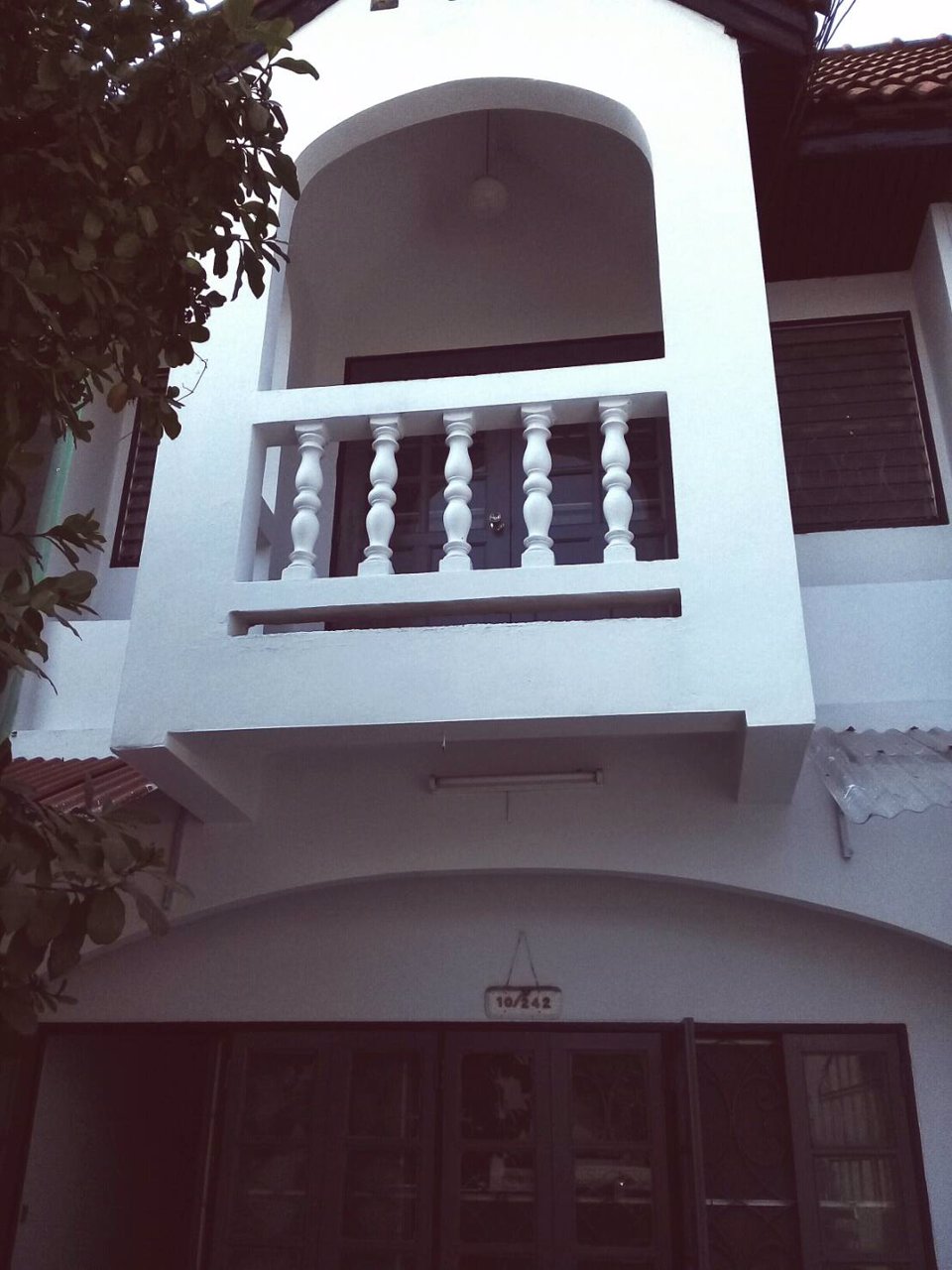 ขายทาวน์เฮาส์-2-ชั้น-เจ้าของบ้านเป็นผู้ขายเองราคา-1900000-บาท-โทรติดต่อที่เบอร์-064-1475295