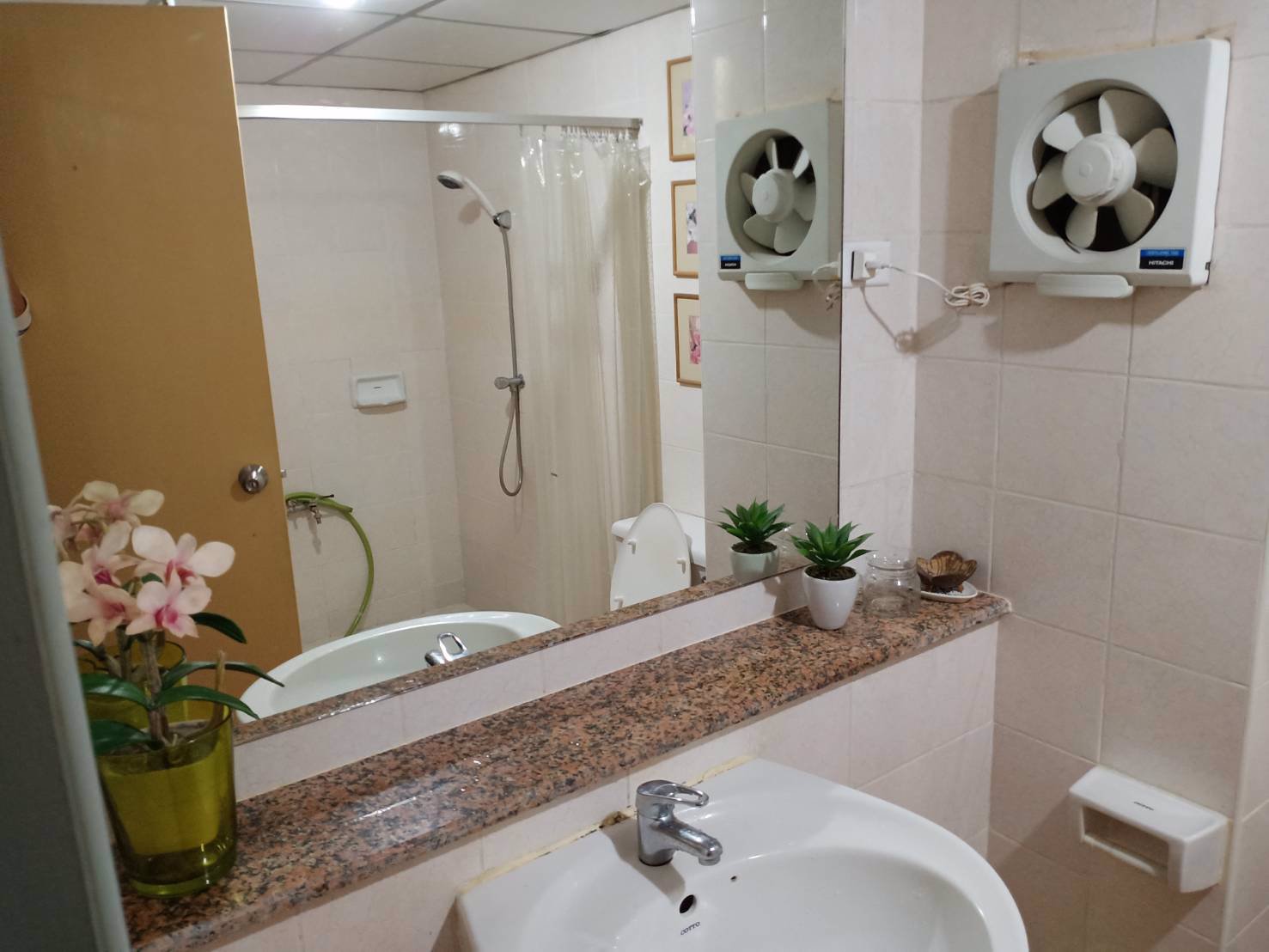 ขายคอนโดสวย-พร้อมอยู่