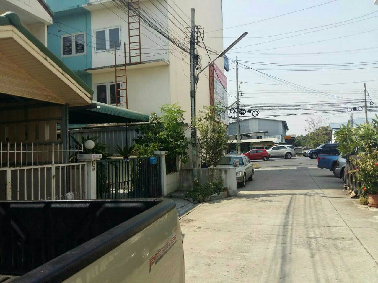 ขายทาวน์เฮ้าส์หมู่บ้านพนาสนธิ์พิเศษ-ไปรษณีย์มีนบุรี-
