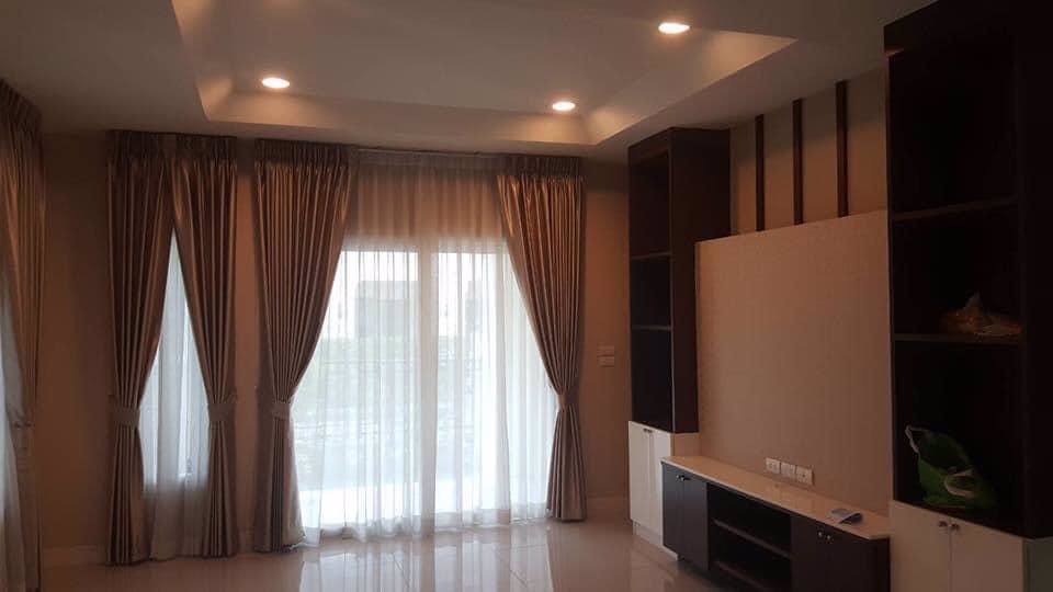 ขายด่วน-บ้าน-พร้อมที่ดิน-the-centro-rattanatibet