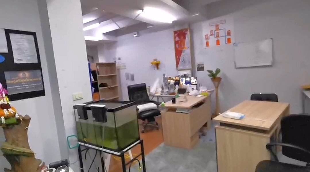 ให้เช่าอาคารพาณิชย์3ชั้น-3คูหา-ทำเลทอง-ย่านธุรกิจ-ติดถนนใหญ่-ถนนเพชรเกษม