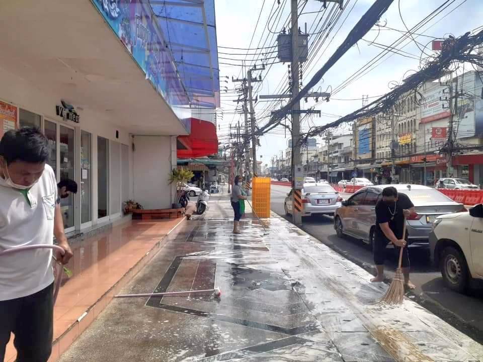 ให้เช่าอาคารพาณิชย์3ชั้น-3คูหา-ทำเลทอง-ย่านธุรกิจ-ติดถนนใหญ่-ถนนเพชรเกษม