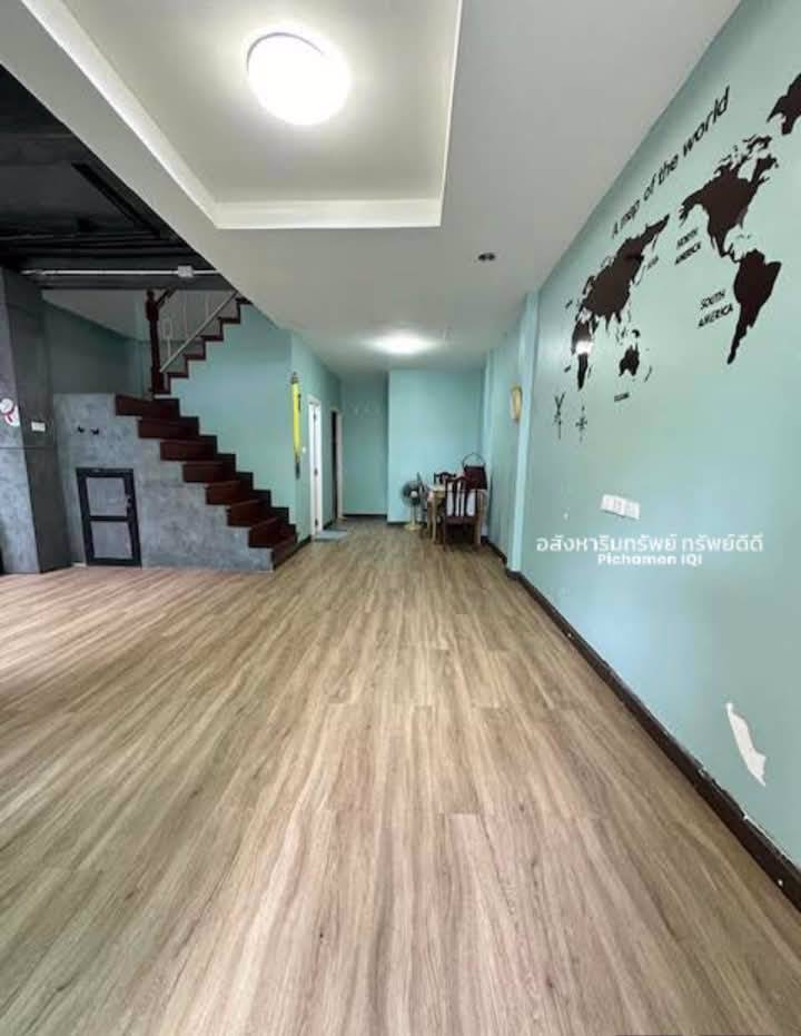 ขายบ้านแฝด-2-ชั้น-หมู่บ้านกฤติกา