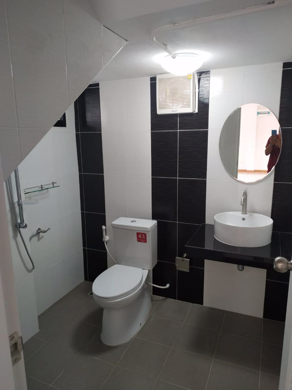 ขายบ้านเดี่ยว-2-ชั้น-ติดสวนสุขภาพ-ปลูกหญ้ารอบบ้านเต็มพื้นที่-ห่างห้างบิ๊กซี-1กิโลเมตร-หนองกี่-บุรีรั