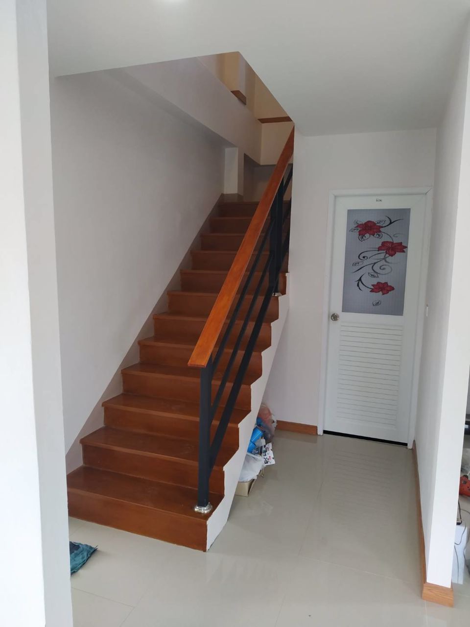 ขายบ้านเดี่ยว-2-ชั้น-ติดสวนสุขภาพ-ปลูกหญ้ารอบบ้านเต็มพื้นที่-ห่างห้างบิ๊กซี-1กิโลเมตร-หนองกี่-บุรีรั