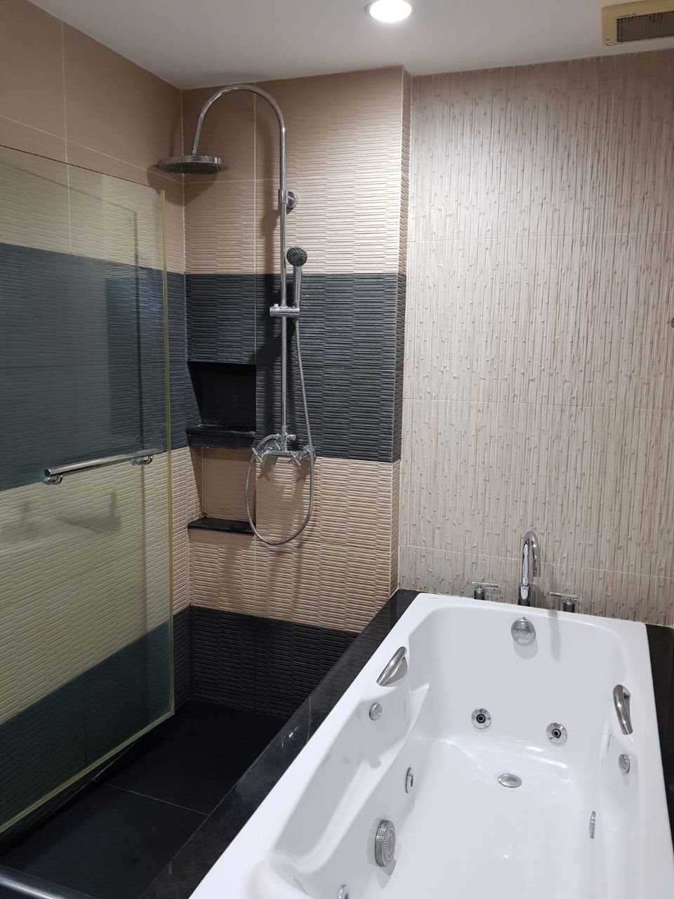 ขายบ้านด่วน-เจ้าของขายเอง-หมู่บ้านคาซ่าแกรนด์-ราชพฤกษ์-รัตนาธิเบศร์-บรรยากาศดีใกล้รถไฟฟ้าสายสีม่วงส