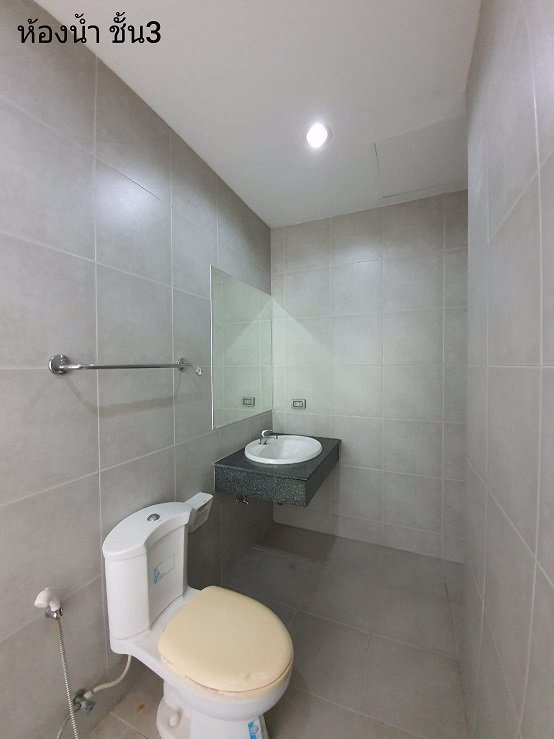 ขายบ้าน-ทาวน์โฮมส์-3-ชั้น-หมู่บ้านอารียา-ทูบี-เกษตรนวมินทร์-ลาดปลาเค้า-ลาดพร้าว-กรุงเทพมหานคร