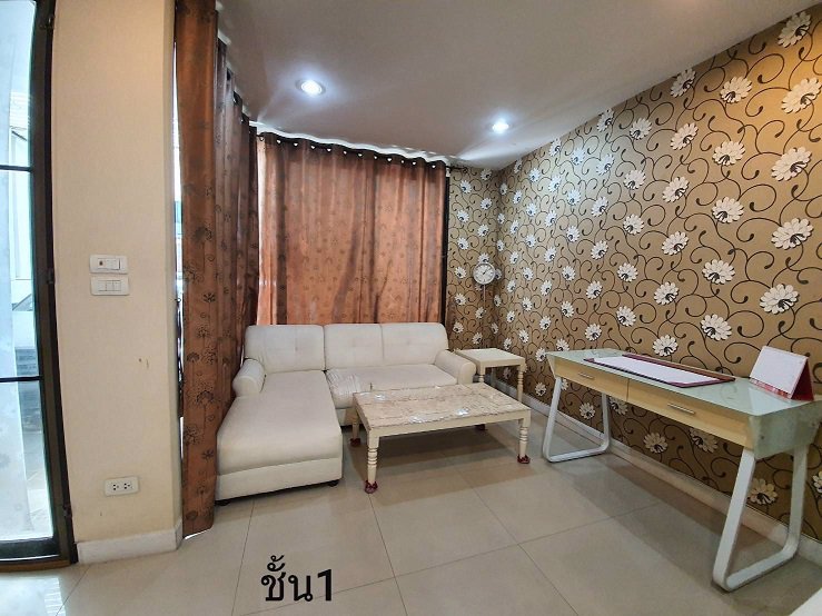 ขายบ้าน-ทาวน์โฮมส์-3-ชั้น-หมู่บ้านอารียา-ทูบี-เกษตรนวมินทร์-ลาดปลาเค้า-ลาดพร้าว-กรุงเทพมหานคร