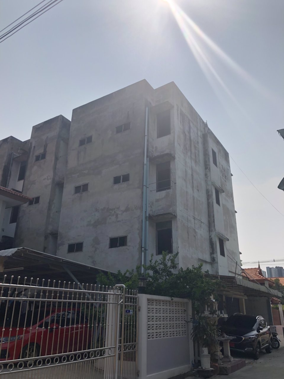 ขาย-อพาร์ตเมนต์-ห้องเช่าเก่า-4-ชั้น-34-ห้อง-พร้อมบูรณะ-เมือง-นนทบุรี