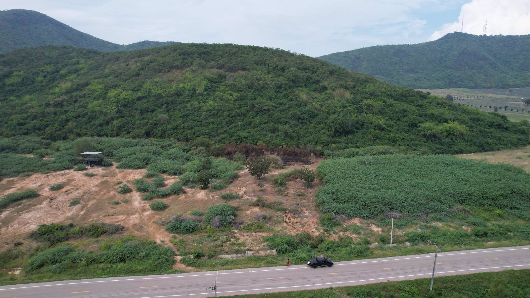 ขายที่ดิน-เนื้อที่-1-ไร่-66-ตารางวา-วิวทะเล-ติดภูเขา