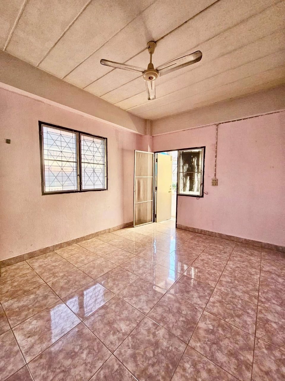 ขายกิจการหอพัก-ซคลองหลวง9-ปทุมธานี